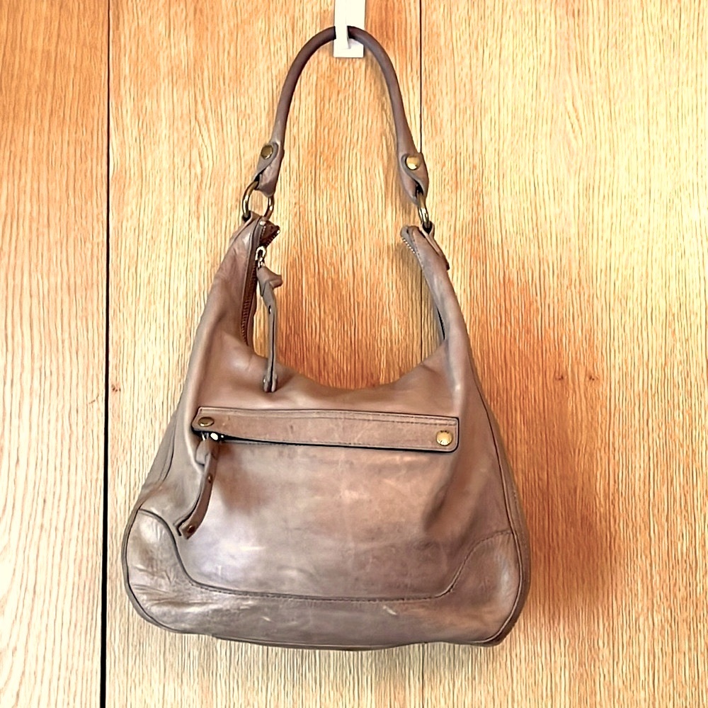 Frye Melissa Large Top Zip Hobo Bag purse distressed leather in Dark Taupe VGUC